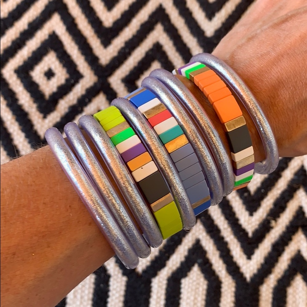 3 geometric bracelets + set of 7 silver bracelets